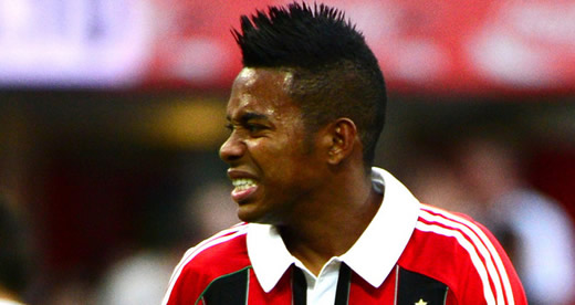 Robinho looks set to stay at AC Milan despite rumours of Santos return