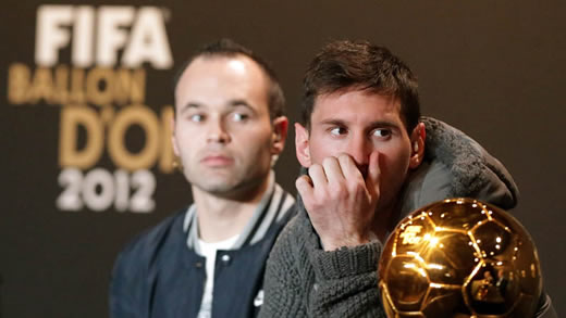 Wenger backs Iniesta over Messi