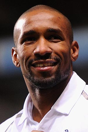 Defoe arrested by cops investigating women death threats