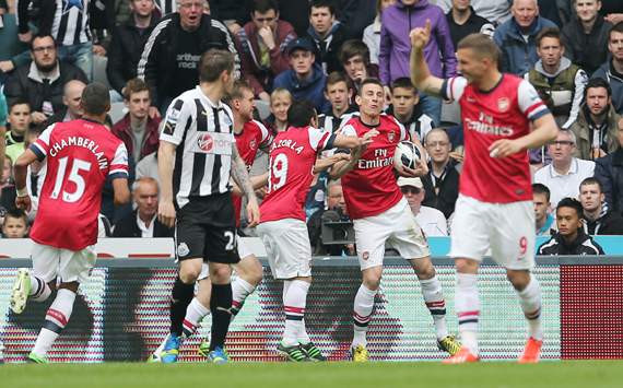 Newcastle 0-1 Arsenal: Koscielny strike secures Champions League football for Gunners