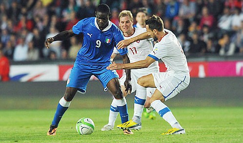 Czech Republic 0: 0 Italy: Balotelli dismissed for visitors in Prague stalemate