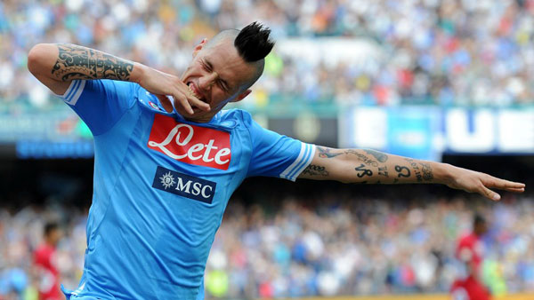 Hamsik commits to Napoli