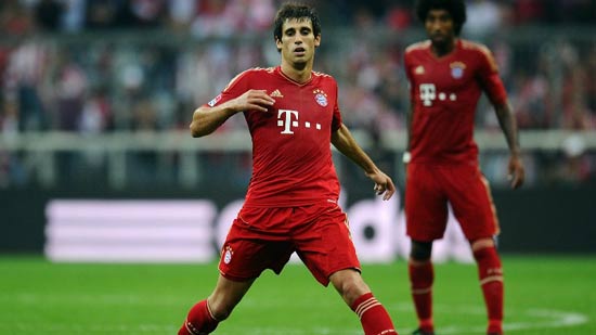 Bayern's Martinez goes under the knife