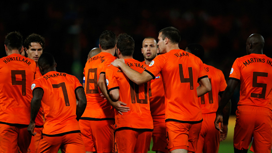 Cruyff: Holland must learn qualifying lessons