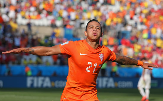 Netherlands 2 : 0 Chile - Holland secure top spot