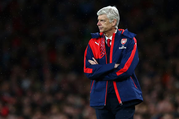 Arsene Wenger looking to tie up new Arsenal contracts for Mesut Ozil and Nacho Monreal