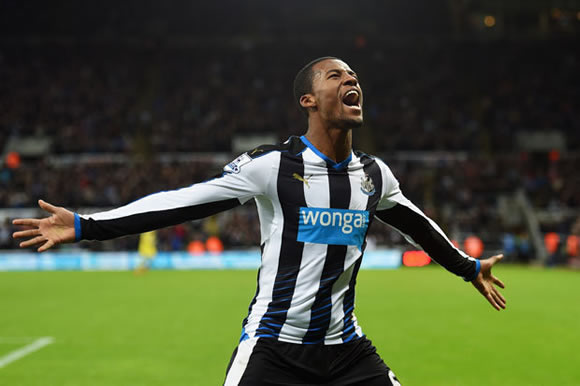 Newcastle 2 - 0 Liverpool: Newcastle stun in-form Liverpool to ease pressure on Steve McClaren
