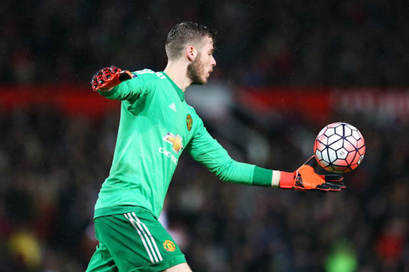 Man United Transfer News: Real Madrid swoop, star could leave, Spurs hijack striker