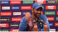 FUNNY: Dhoni gets revenge on reporter