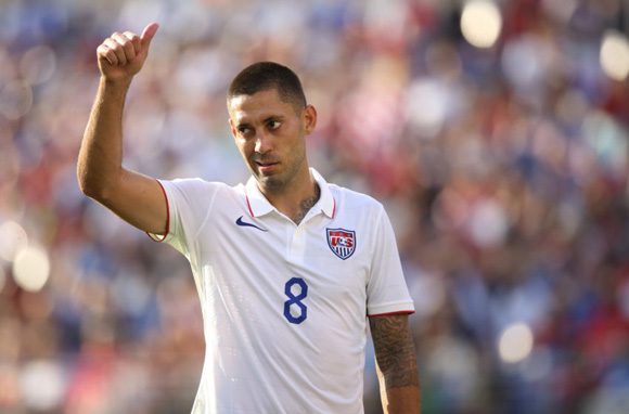 Copa America: Clint Dempsey gives USMNT 1-0 lead over Paraguay