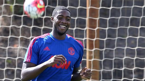 Manchester United to sell Tyler Blackett and Guillermo Varela