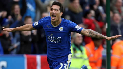 Leonardo Ulloa prepared to leave Leicester City for more playing time