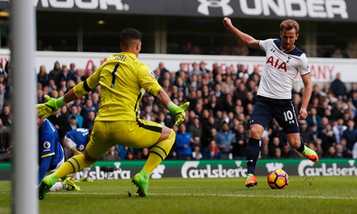 Tottenham Hotspur 3 - 2 Everton: Harry Kane adds to goal tally as Tottenham hold off Everton