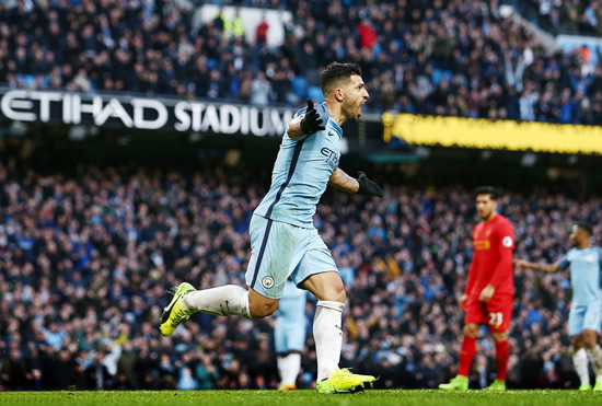 Manchester City 1 - 1 Liverpool: Sergio Aguero denies Liverpool victory in thrilling encounter at Manchester City