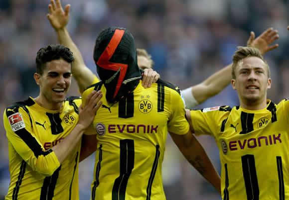 Dortmund star Aubameyang facing Nike mask rap