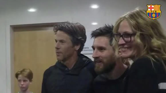 Julia Roberts meets Messi at El Clasico