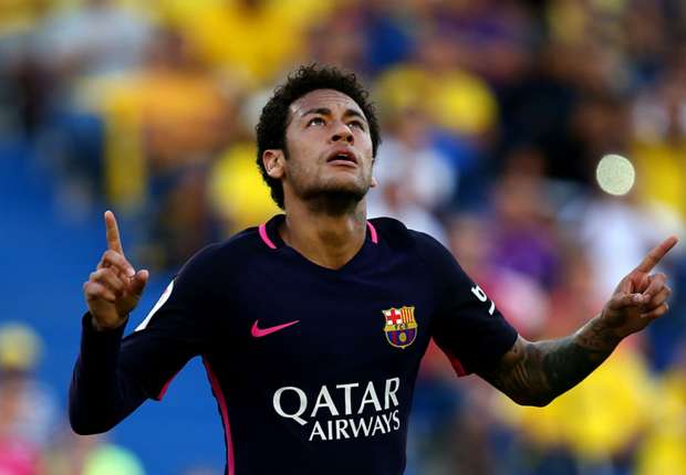 Las Palmas 1 Barcelona 4: Neymar hat-trick keeps pressure on Madrid