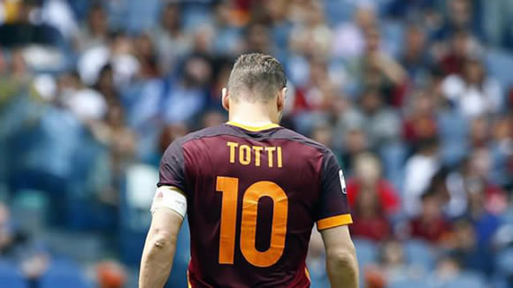 Totti confirms end of Roma career