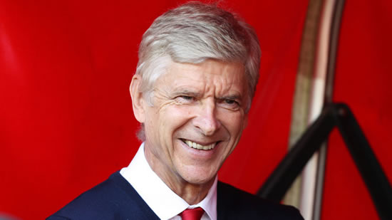 Arsene Wenger agrees to stay in charge at Arsenal