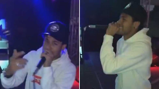 Neymar takes part in karaoke on holiday