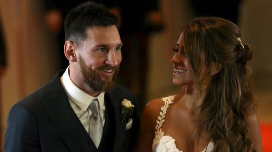 Messi donates food and drink left over from his wedding to charity