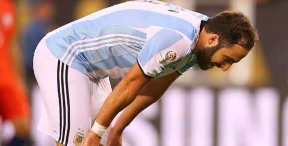 Higuain omitted by Argentina again as Brazil recall Diego