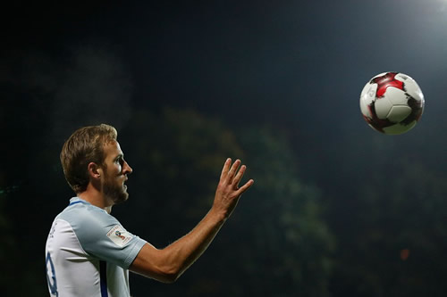 Lithuania 0 - 1 England: England underwhelming again as Harry Kane's penalty sees off Lithuania