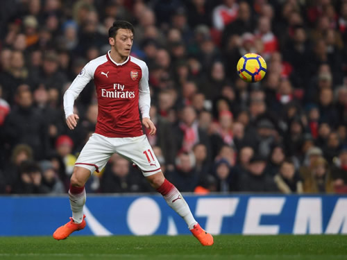 Mesut Ozil and Alexis Sanchez won’t leave Arsenal in January