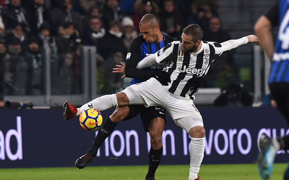 Juventus 0 - 0 Inter Milan: Inter Milan stay top of Serie A after frustrating Juventus in goalless draw
