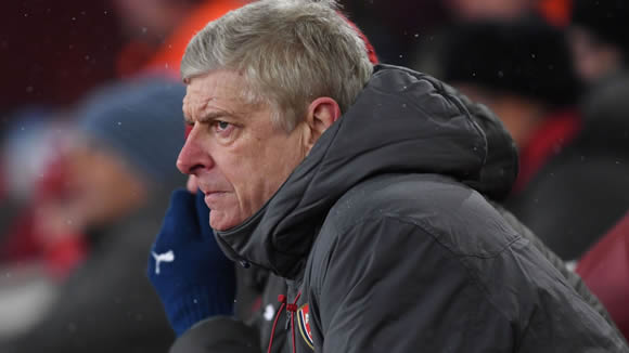 Arsene Wenger says Arsenal's focus is Europa League