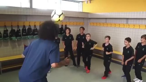 Marcelo does header challenge with kids ahead of Champions League final