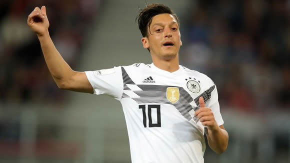 Mesut Ozil facing Germany World Cup fitness battle