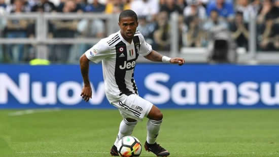 Douglas Costa: Juventus sign midfielder on permanent deal