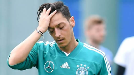 Picking Mesut Ozil in Germany's World Cup squad might have been a mistake - Bierhoff