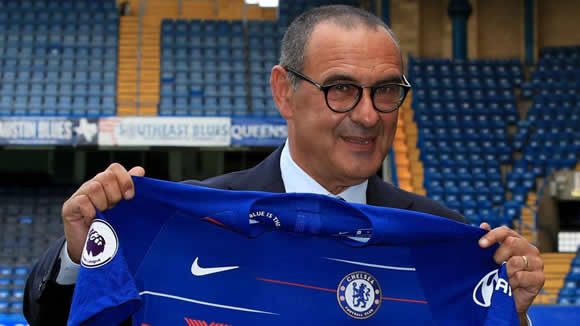'He wanted to take my whole team' - Napoli president slams Sarri after Chelsea switch