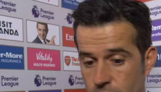 Fans puzzled by bizarre Rowan Atkinson image behind Marco Silva at Emirates as Everton get set to face Arsenal