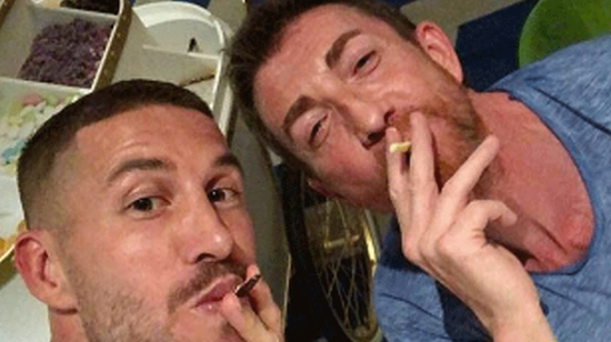 Sergio Ramos and Pablo Motos 'smoke to life' together