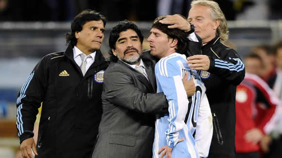 Diego Maradona: Lionel Messi is no leader, he goes to toilet 20 times before a game