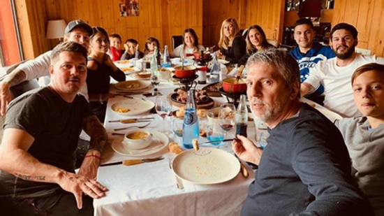 The Messi family gather to eat fondue