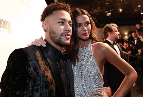 Neymar addresses rumours he cheated on ex-girlfriend Bruna Marquezine with stunning soap opera actress Giovanna Lancellotti