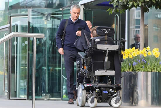 HAPPY AS LOWRY Inside exclusive Lowry hotel where Jose Mourinho has been LIVING and spent £769,000 on rent since taking over at Man Utd