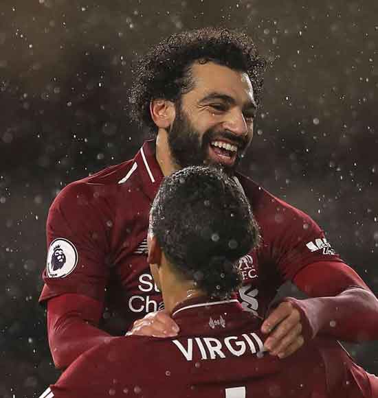 Wolves 0 Liverpool 2: Salah stars as Reds claim Christmas top spot