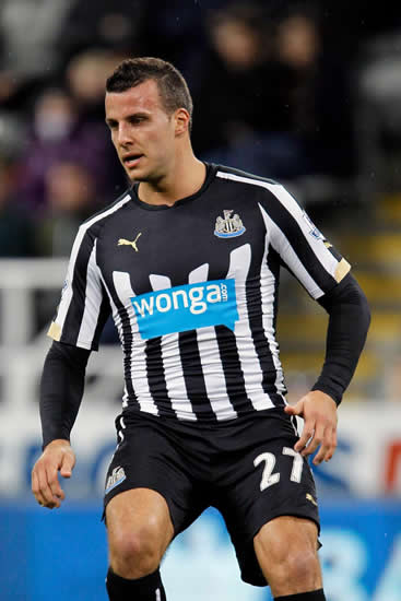 Love rat' ex-Newcastle United star Steven Taylor who was dating THREE women at the same time accuses them of using him to become famous
