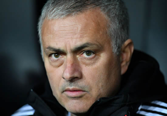 Mourinho backs Chelsea boss Sarri to enjoy improved second season