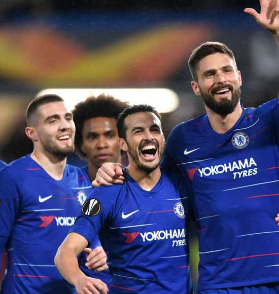 Chelsea 3 Dynamo Kiev 0: Sarri's side in driving seat