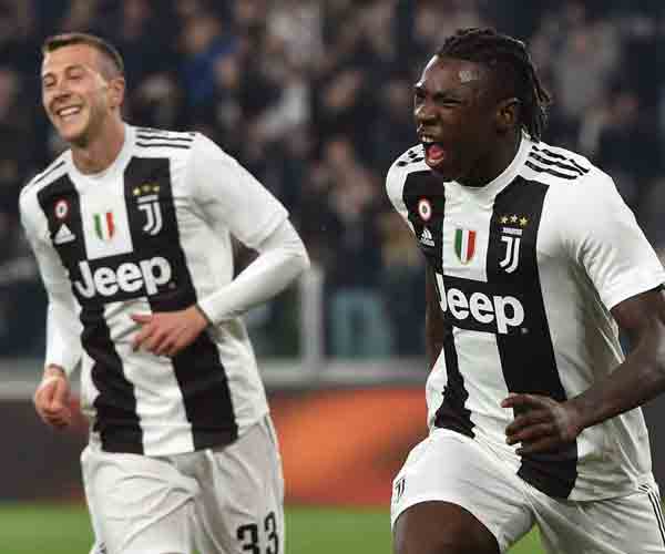Juventus 4 Udinese 1: Allegri's men run riot to open up 19-point lead