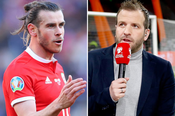 Gareth Bale must be 'an a***hole' if he is to finally win over Real Madrid fans, warns Rafael van der Vaart