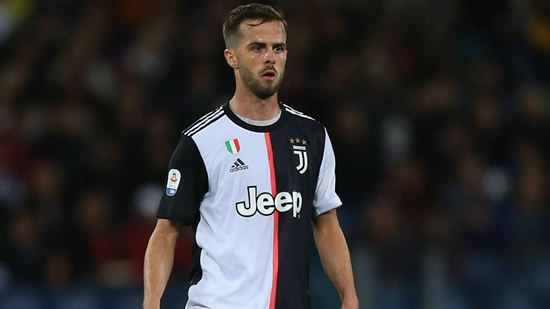 Pjanic expects Juventus to hire 'great' coach to replace Allegri