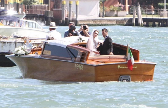 Arsenal star Henrikh Mkhitaryan celebrates wedding to stunning bride Betty Vardanyan with romantic Venice boat trip