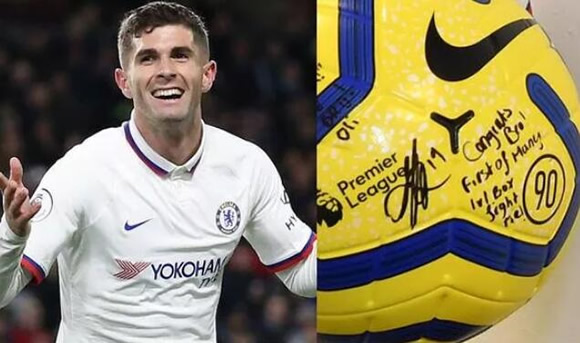 Chelsea players leave amusing notes on Christian Pulisic's hat-trick ball - 'Fight me'